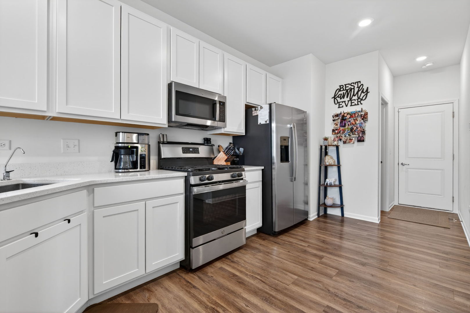 15012 W Cyrus Drive, Manhattan, IL 60442