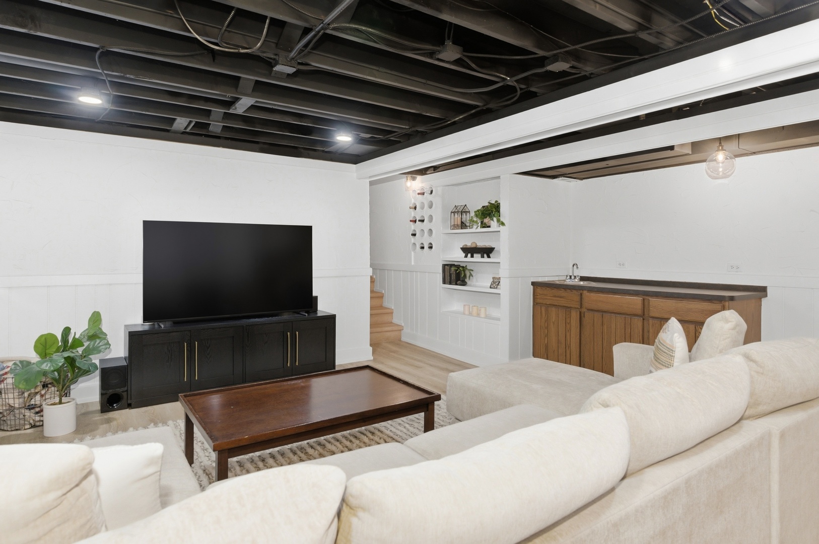 1205 Chateaugay Avenue, Naperville, IL 60540