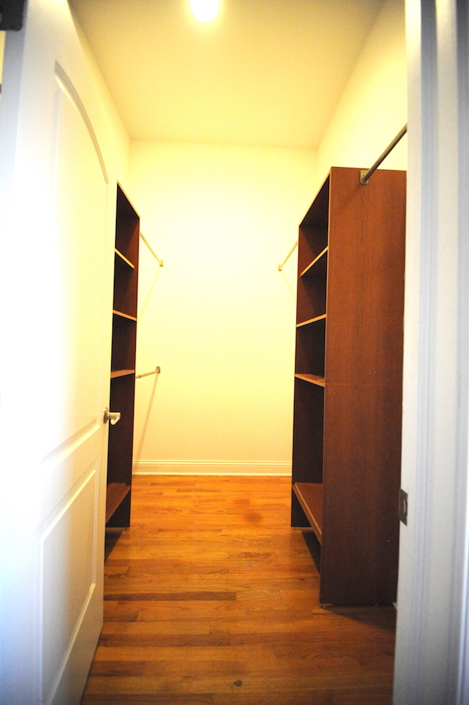 2903 W Irving Park Road, Chicago, IL 60618