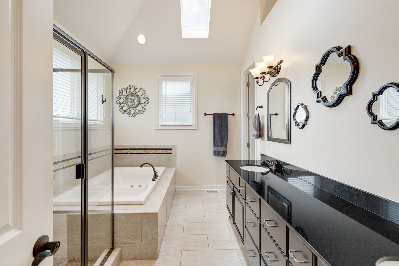 19918 Amberly Court, Mokena, IL 60448