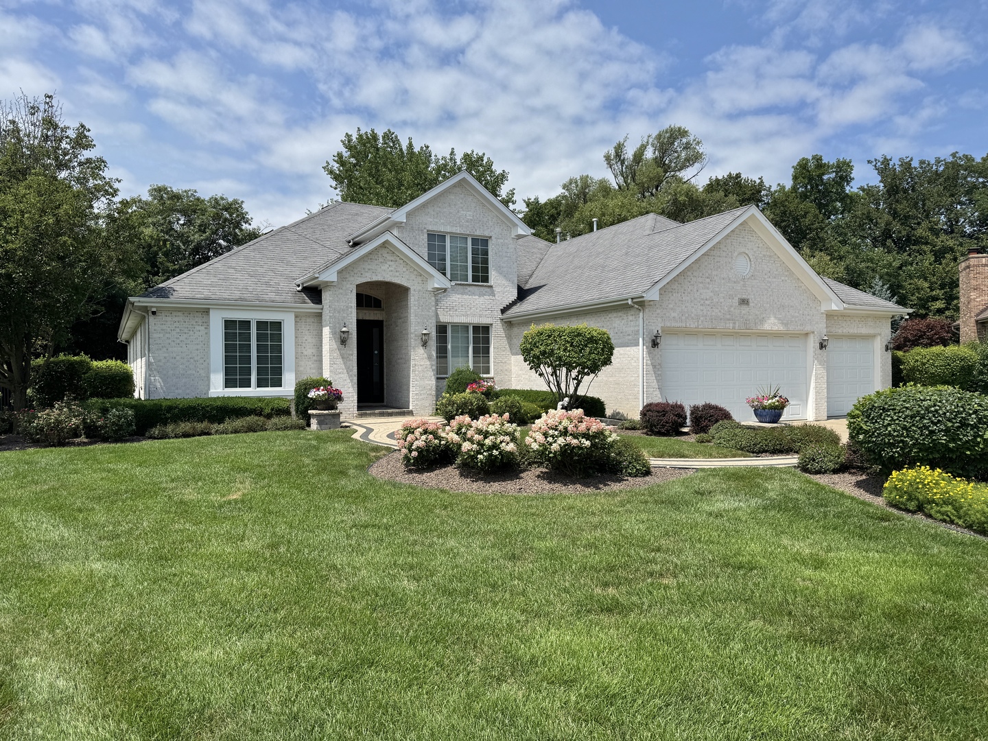 19918 Amberly Court, Mokena, IL 60448