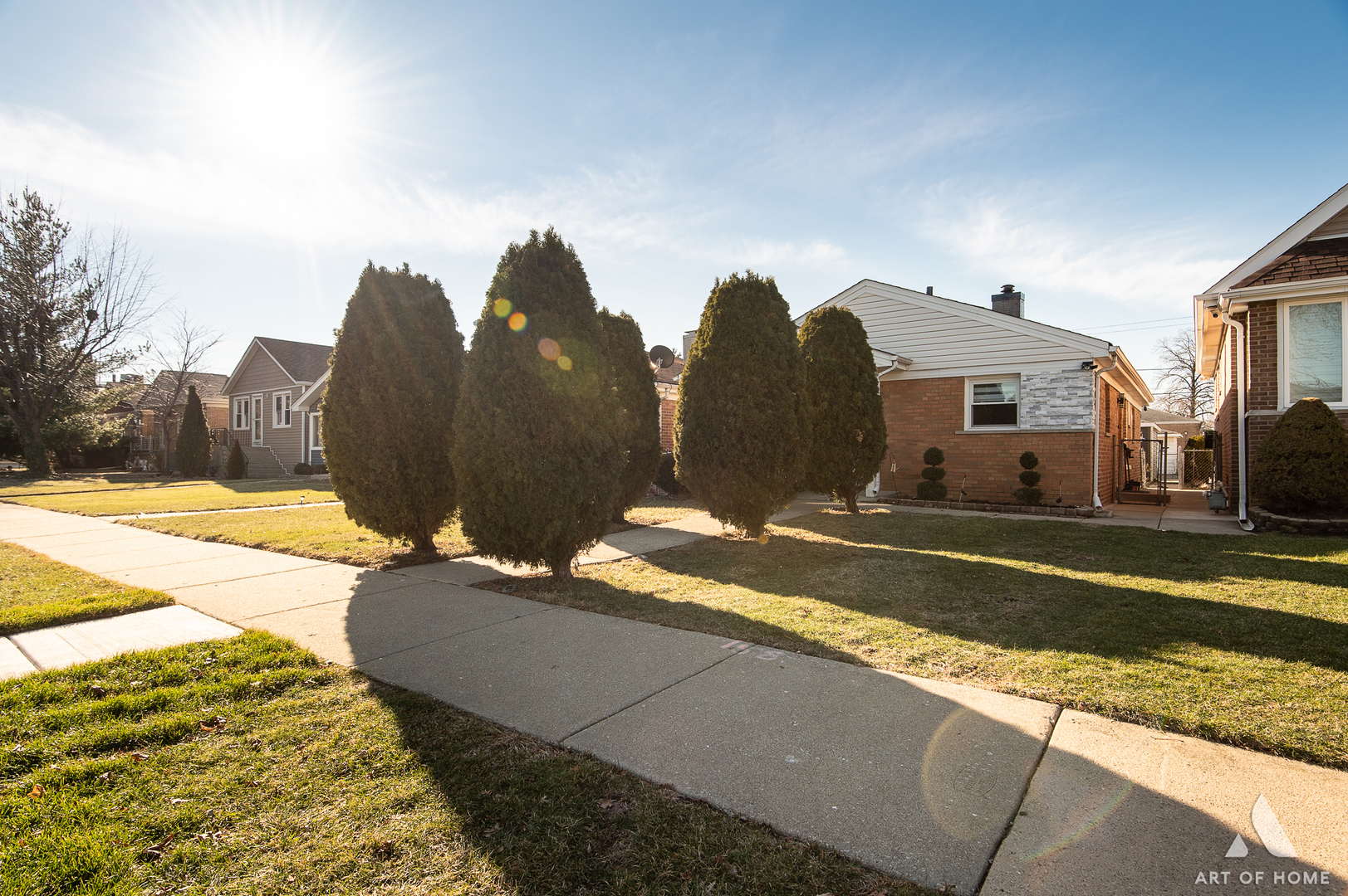 7828 Lotus Avenue, Burbank, IL 60459