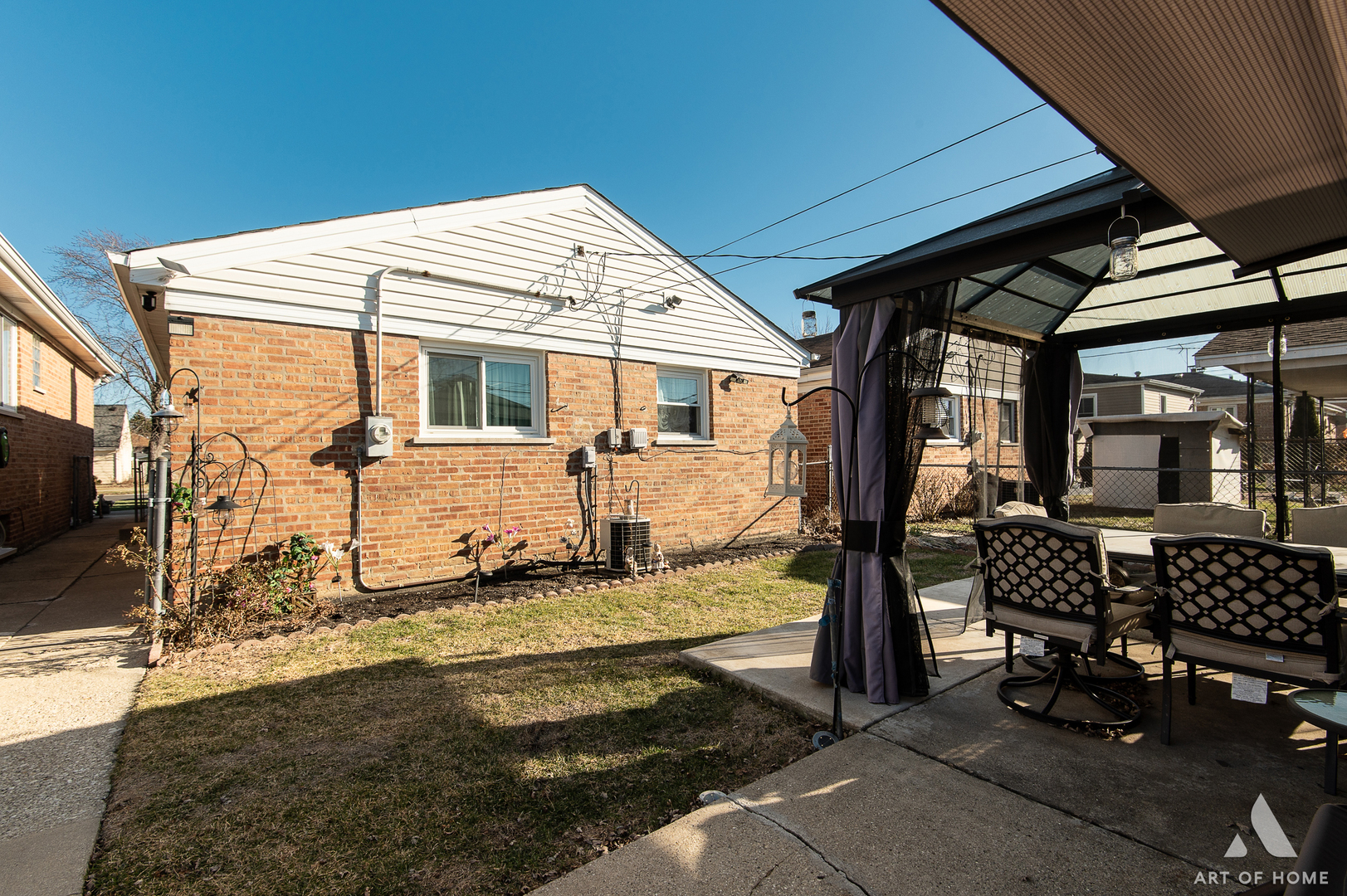 7828 Lotus Avenue, Burbank, IL 60459