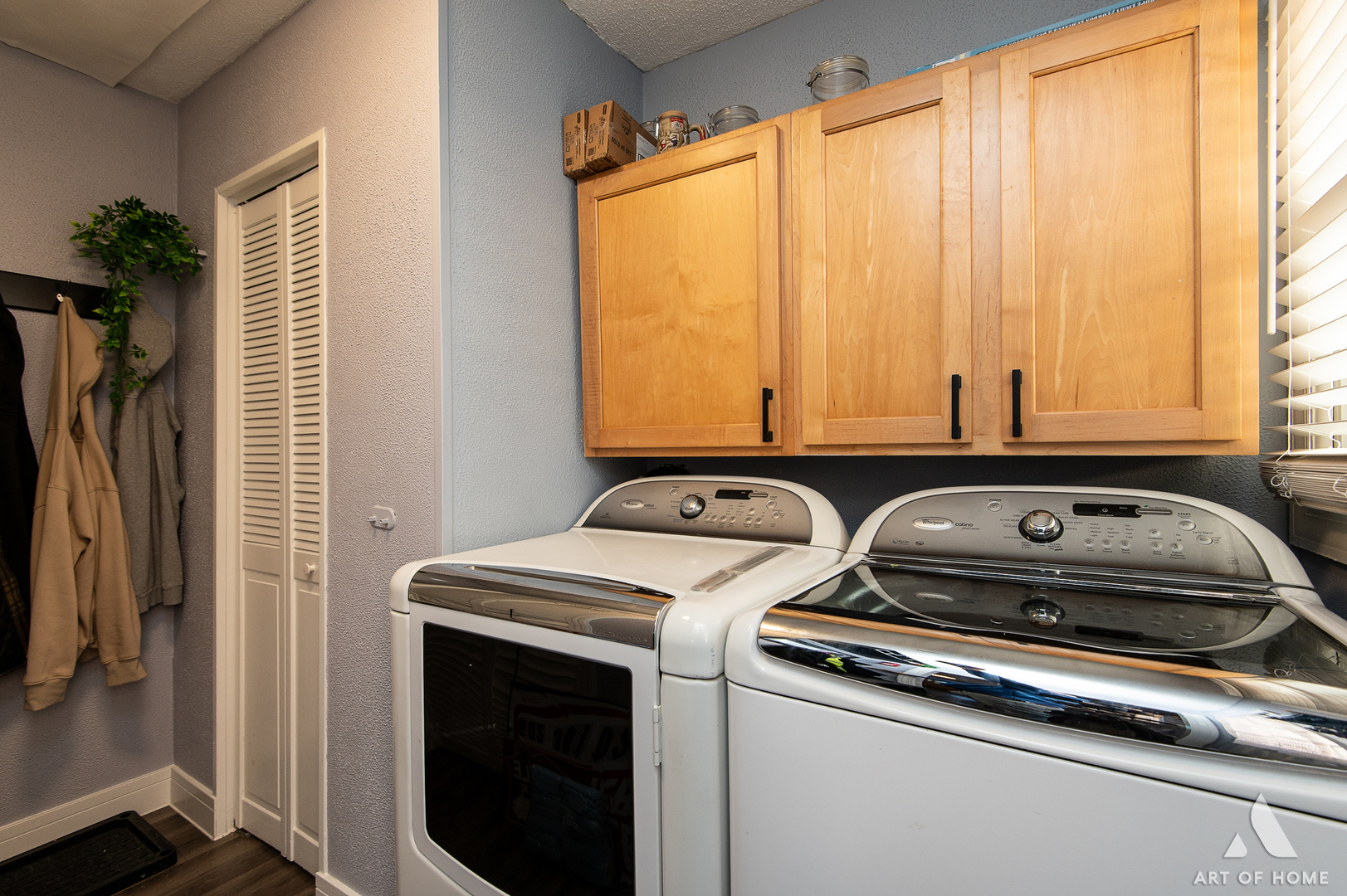 7828 Lotus Avenue, Burbank, IL 60459