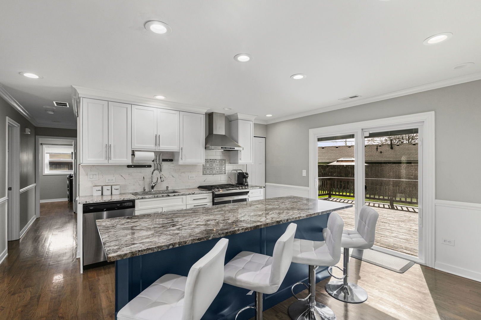 604 Newberry Drive, Streamwood, IL 60107