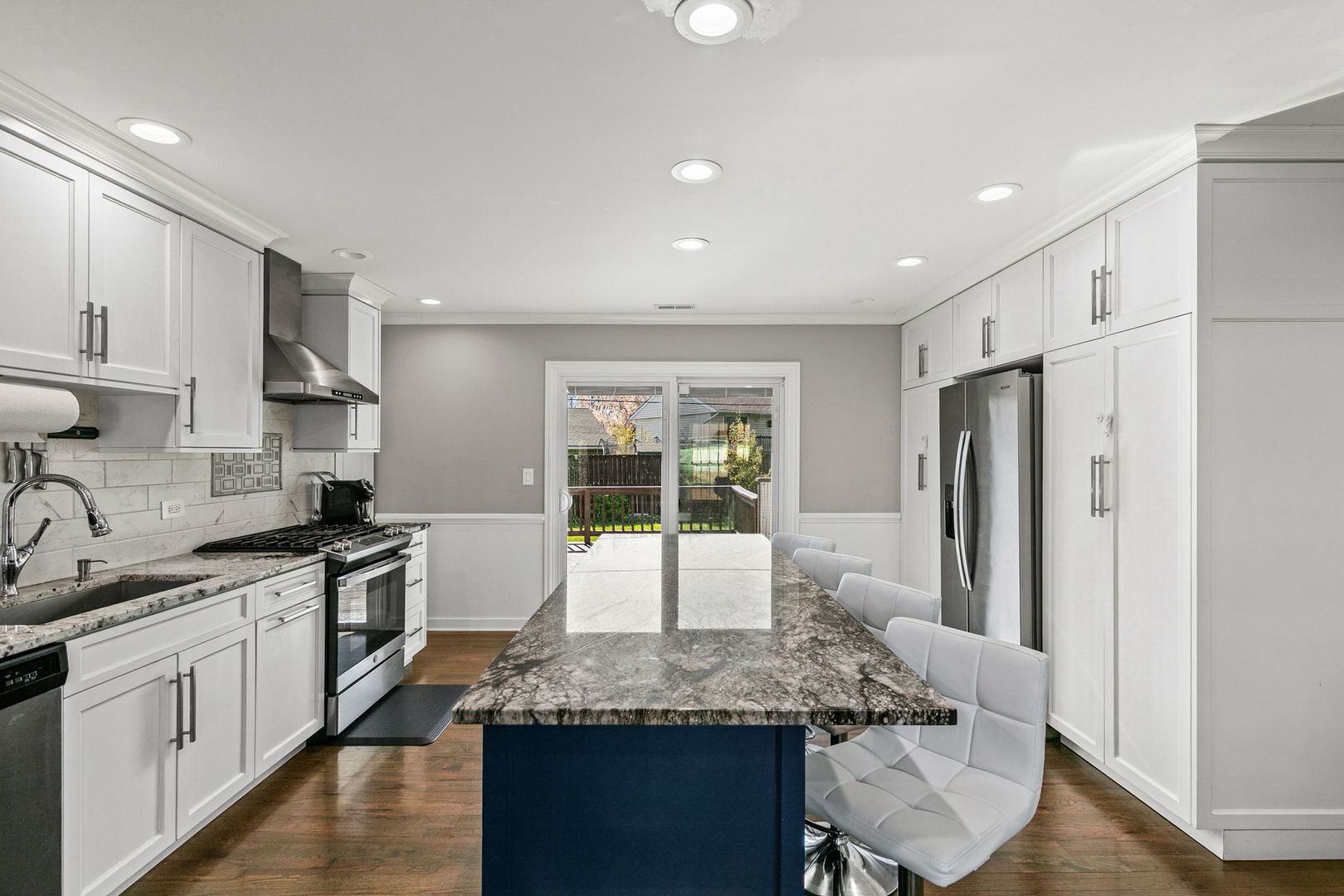 604 Newberry Drive, Streamwood, IL 60107