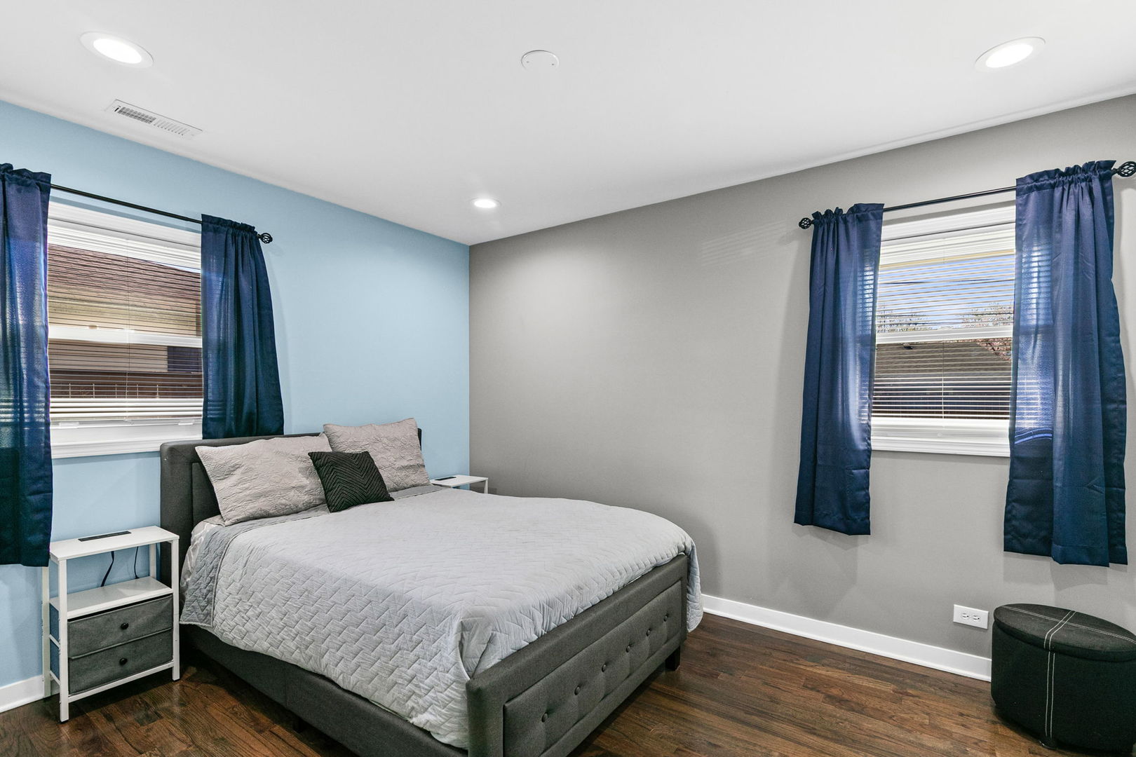 604 Newberry Drive, Streamwood, IL 60107