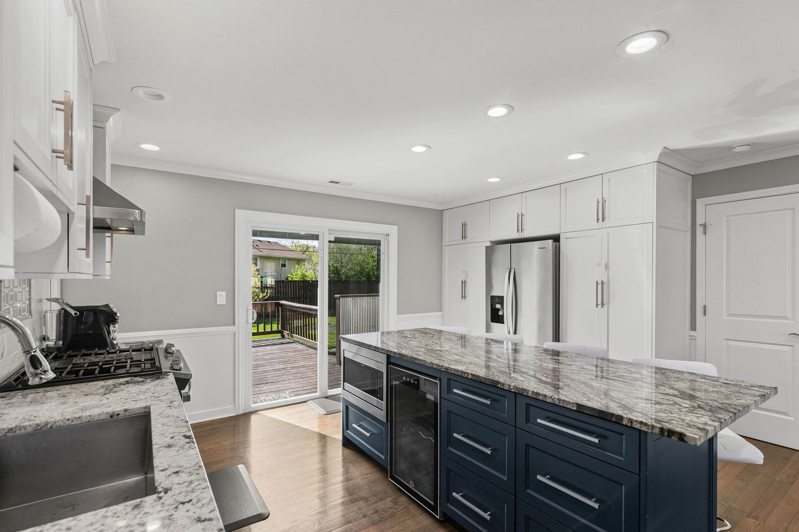 604 Newberry Drive, Streamwood, IL 60107