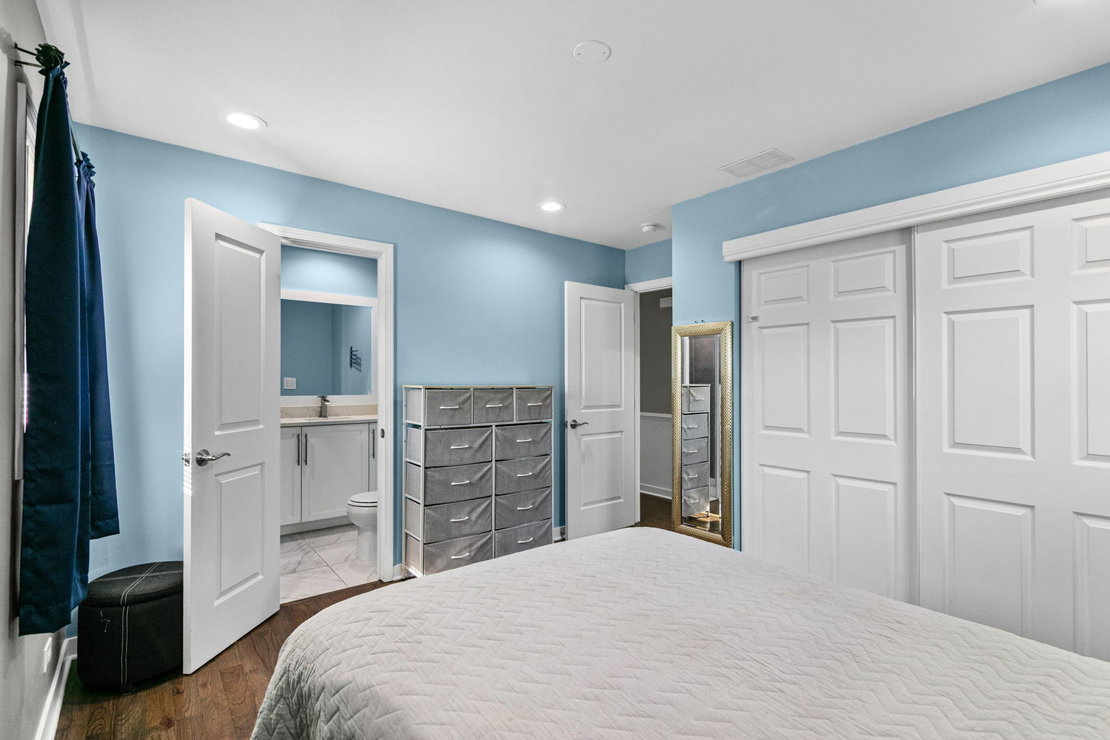 604 Newberry Drive, Streamwood, IL 60107