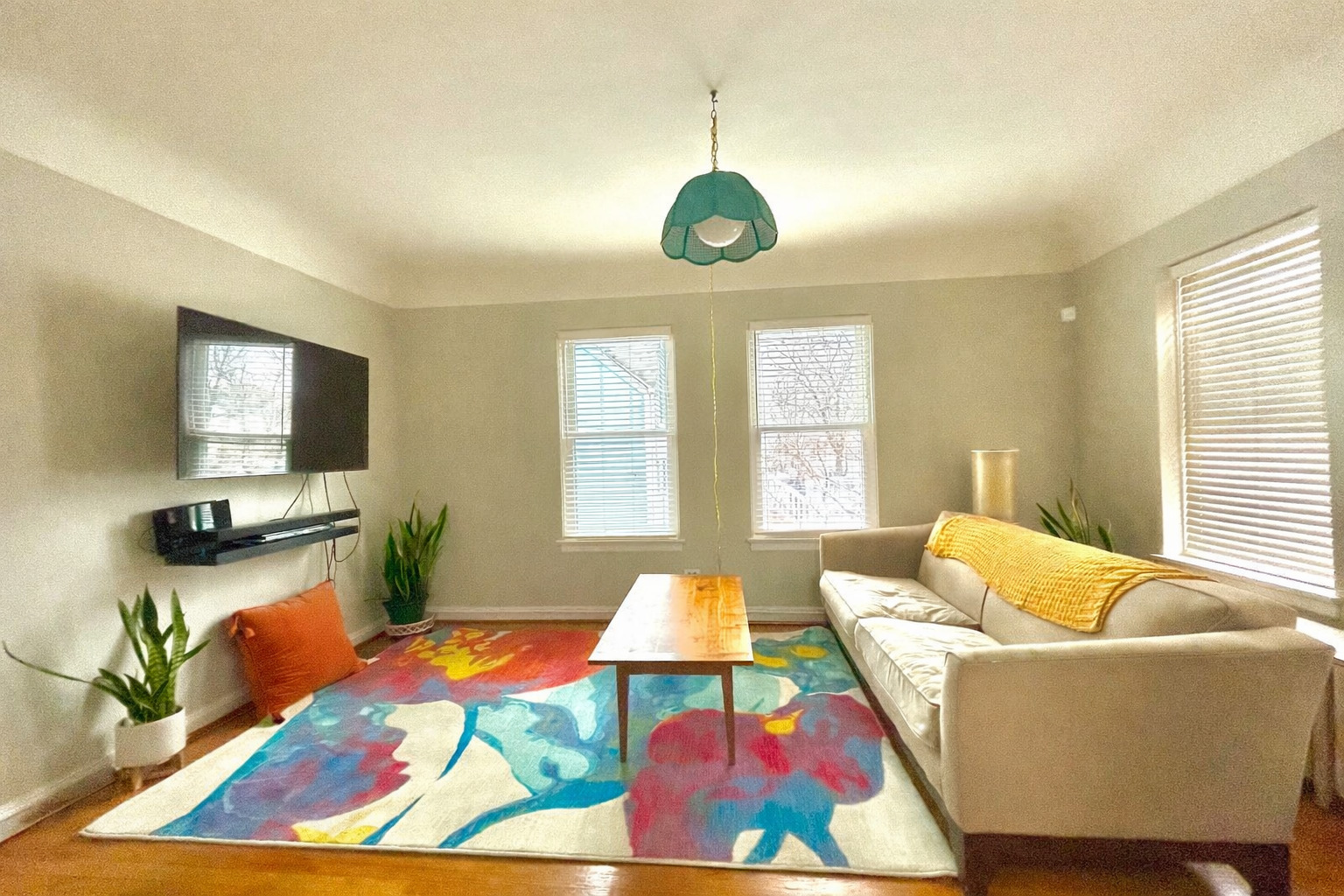 3901 Custer Avenue, Lyons, IL 60534