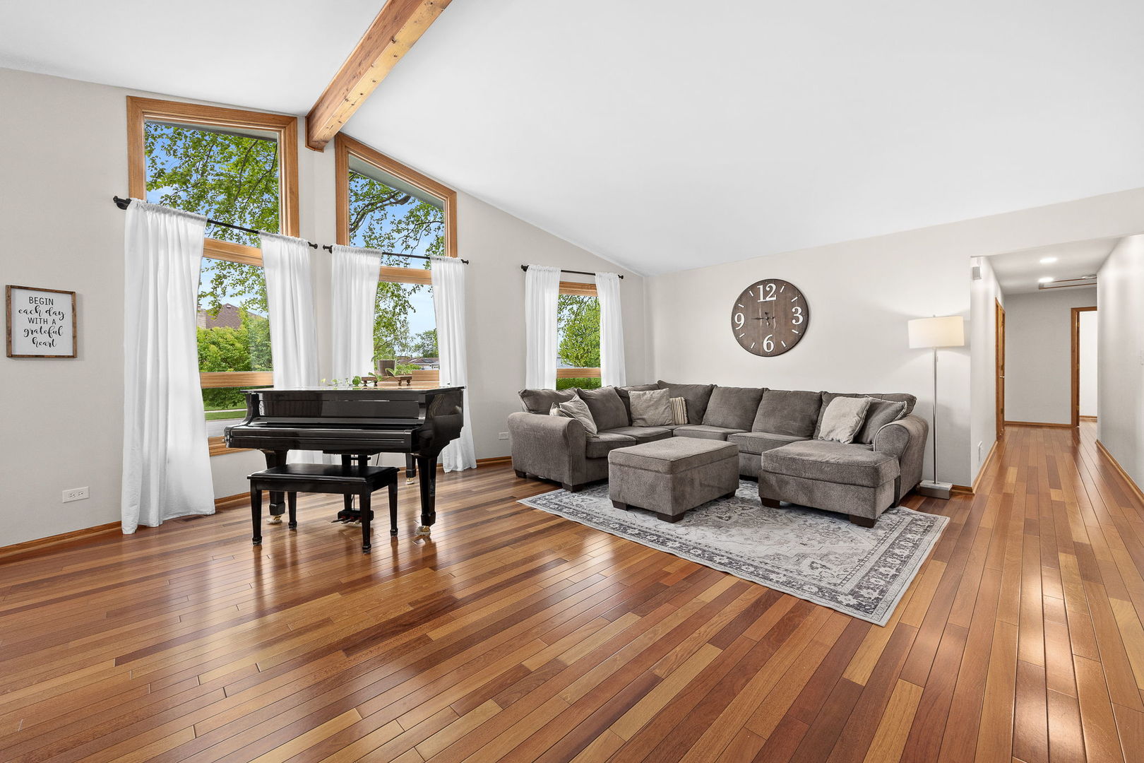 20455 S Grand Prairie Lane, Frankfort, IL 60423