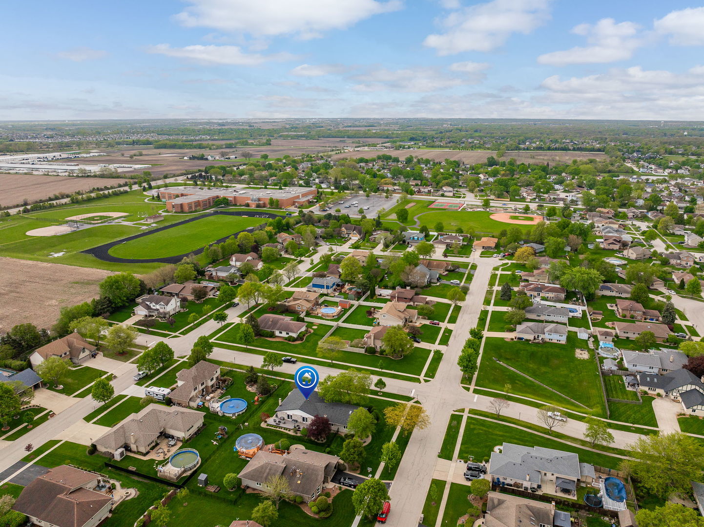 20455 S Grand Prairie Lane, Frankfort, IL 60423