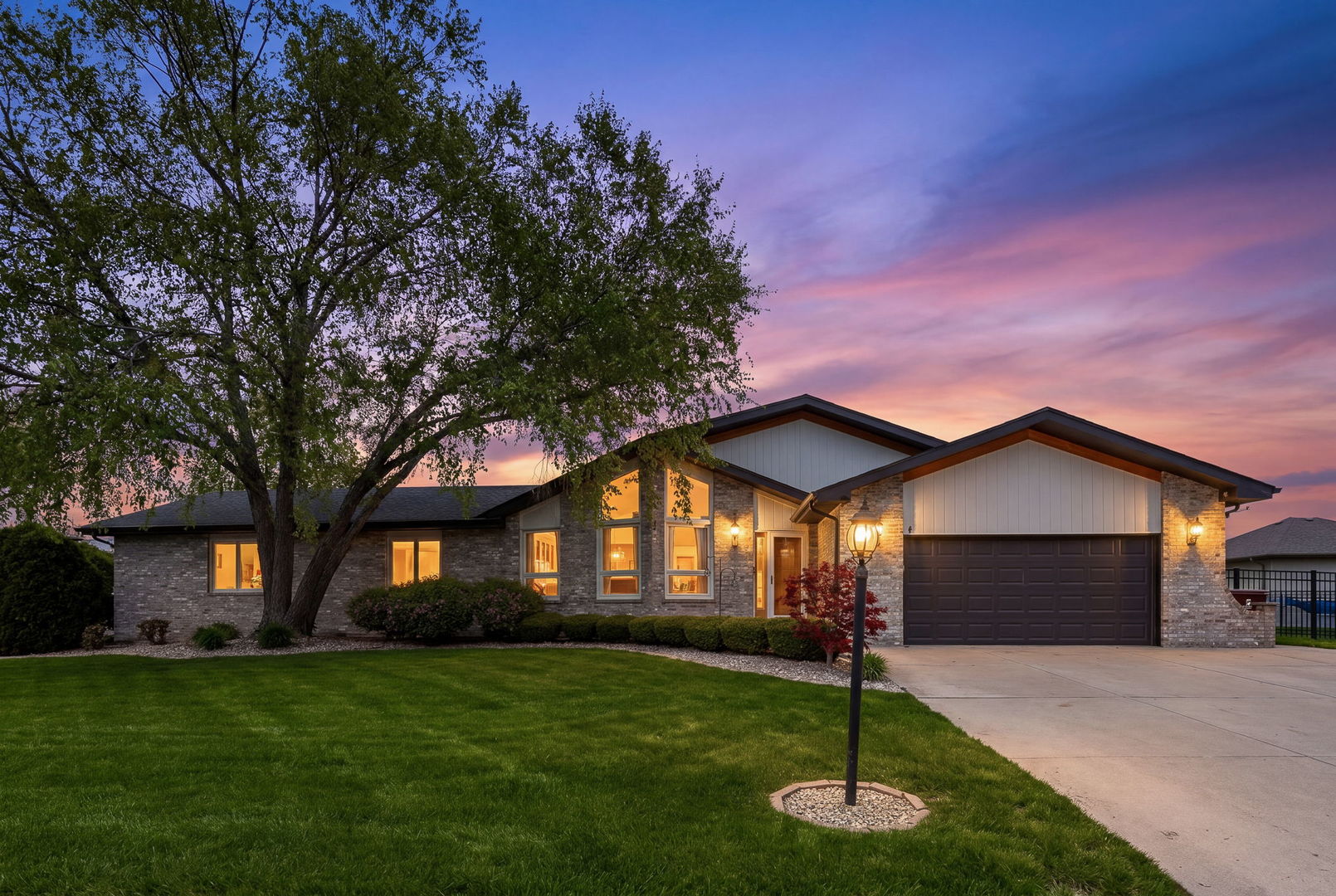 20455 S Grand Prairie Lane, Frankfort, IL 60423