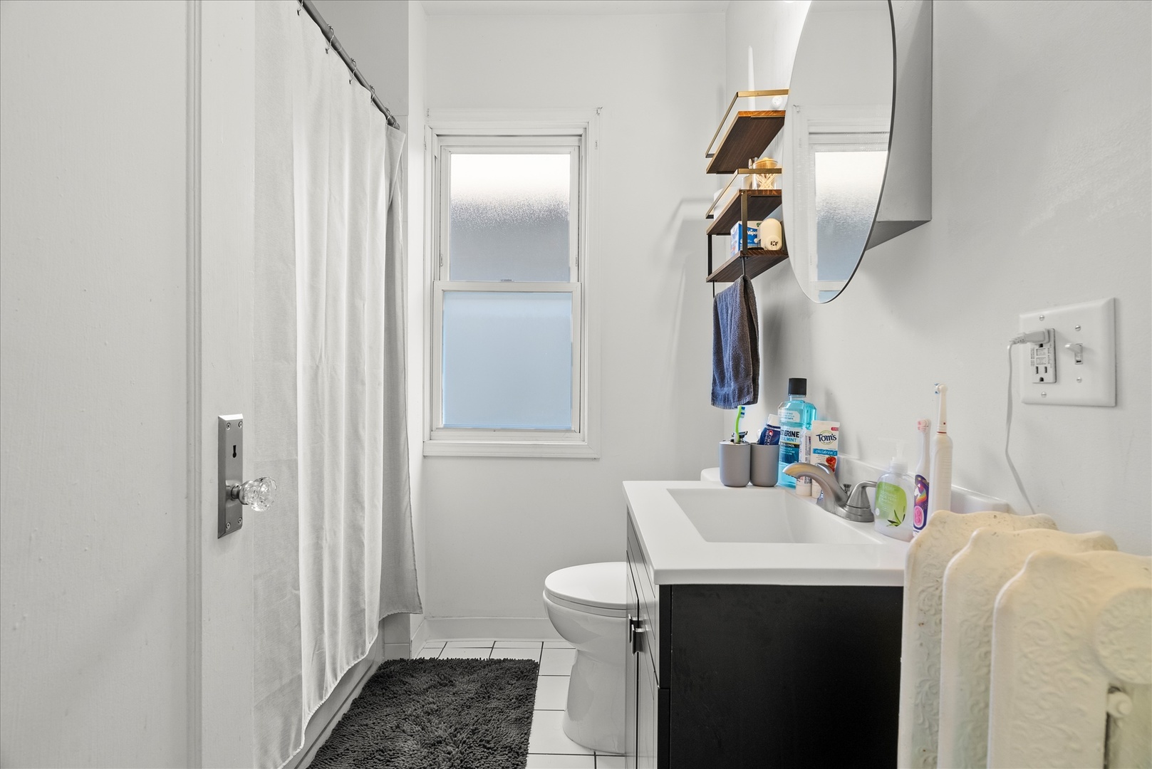 7238 S Wood Street, Chicago, IL 60636