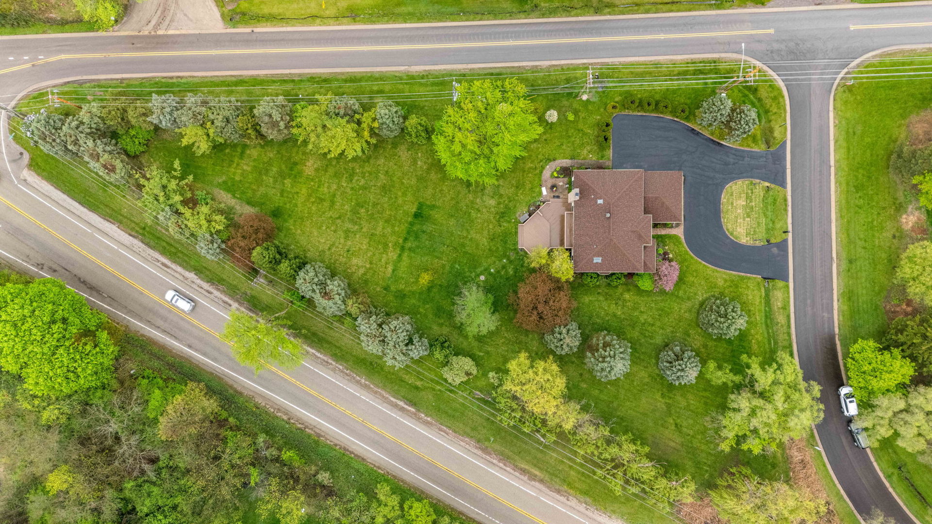 2 Rutgers Court, Hawthorn Woods, IL 60047