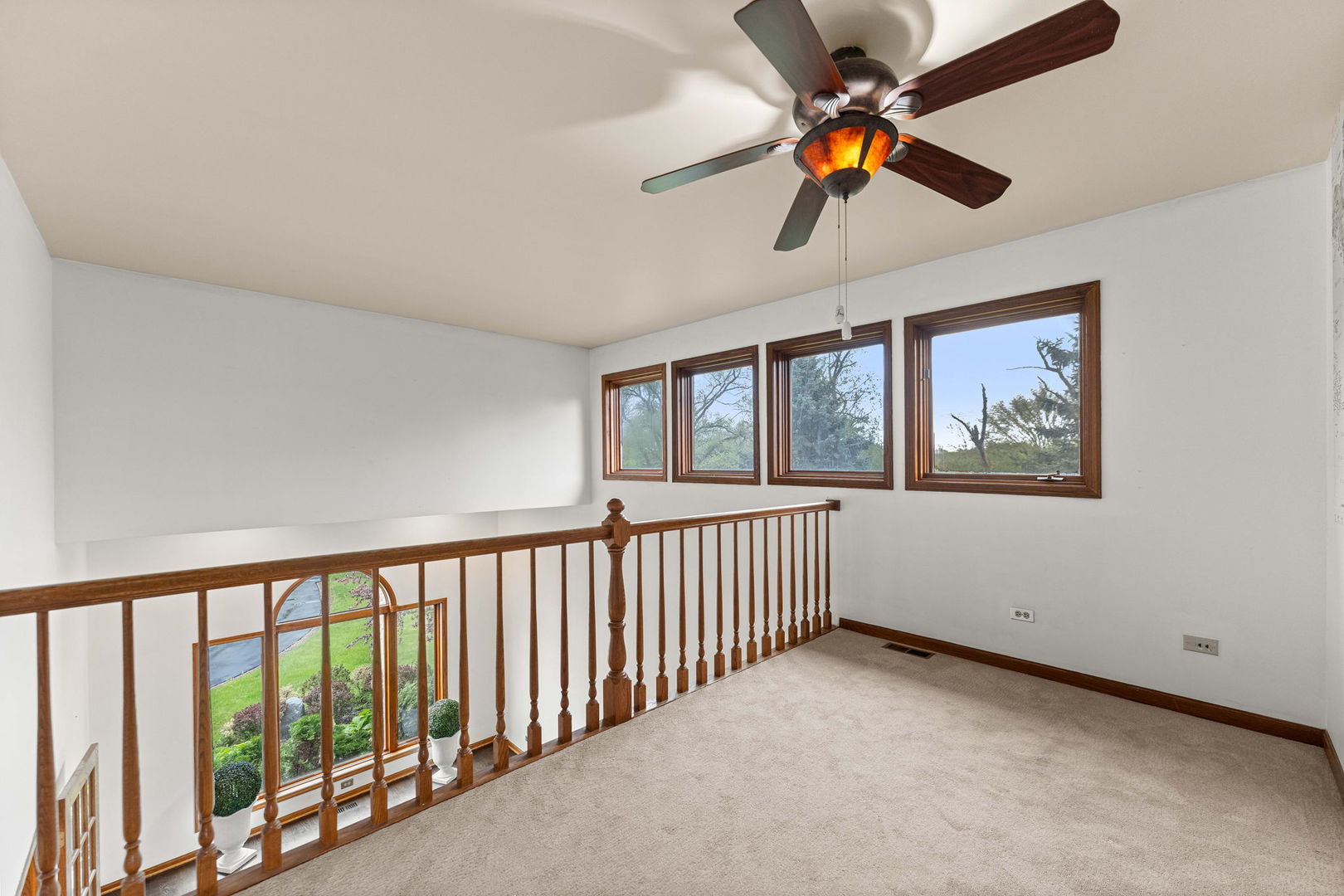 2 Rutgers Court, Hawthorn Woods, IL 60047