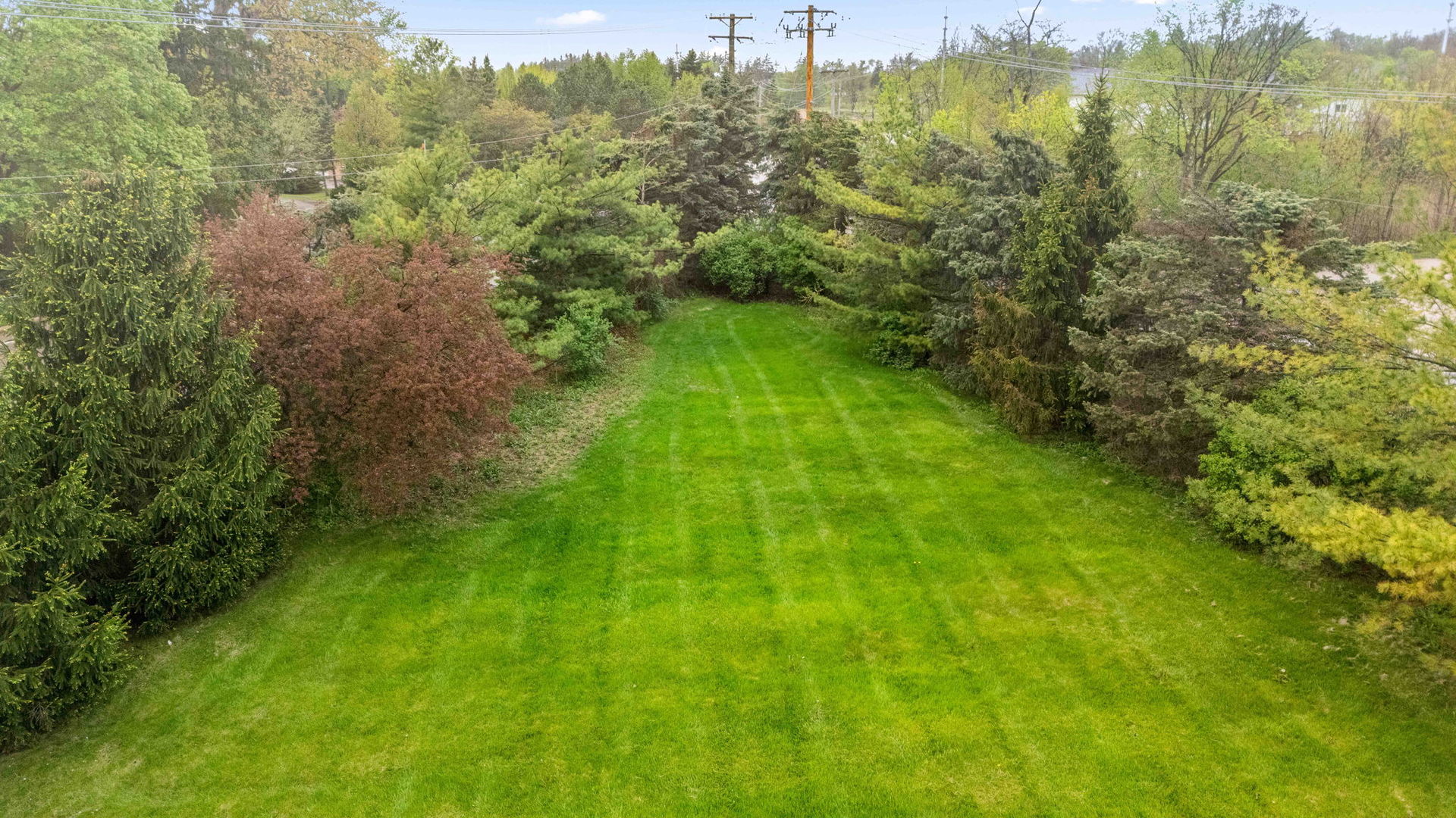 2 Rutgers Court, Hawthorn Woods, IL 60047