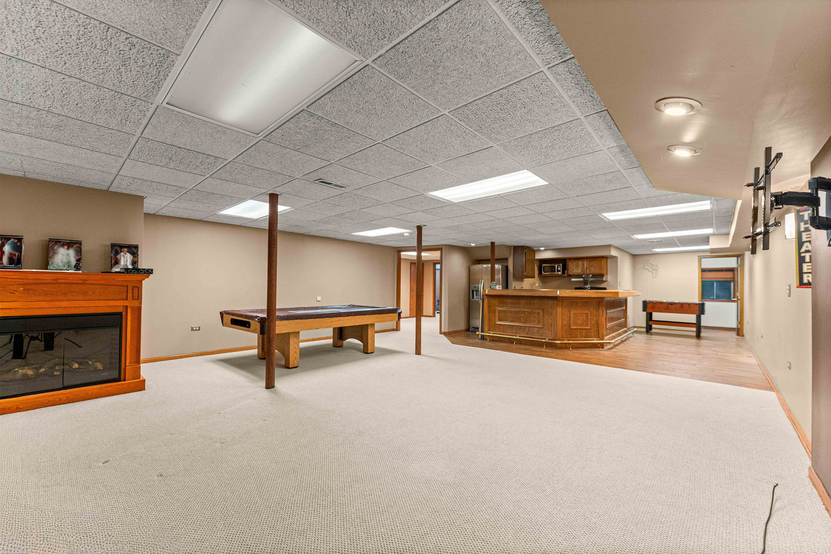 2 Rutgers Court, Hawthorn Woods, IL 60047