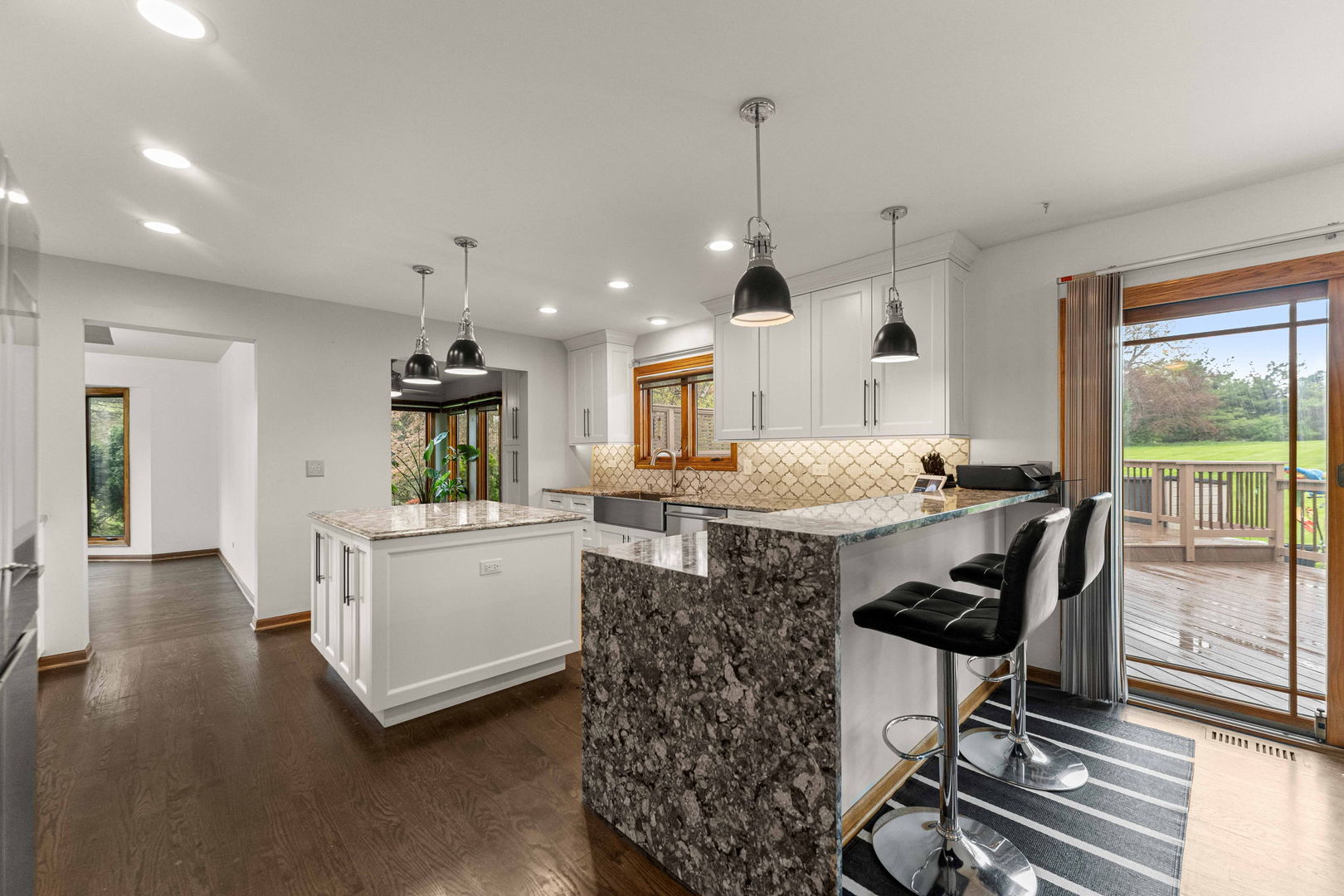 2 Rutgers Court, Hawthorn Woods, IL 60047