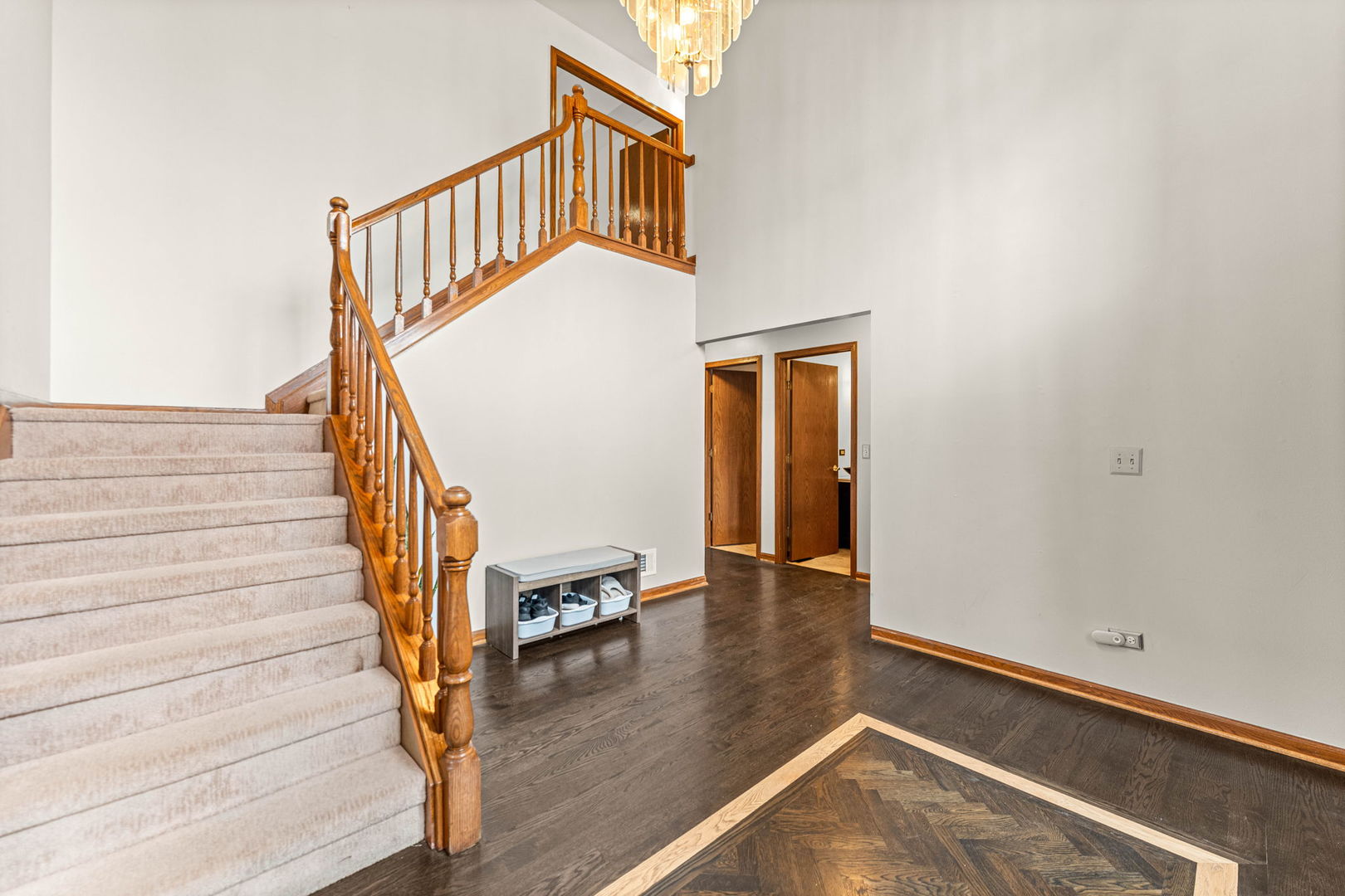 2 Rutgers Court, Hawthorn Woods, IL 60047