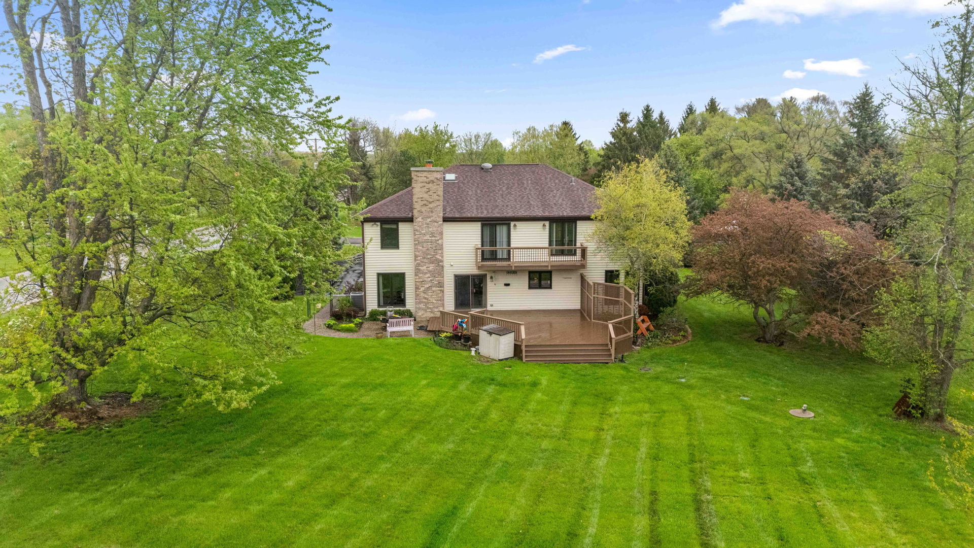 2 Rutgers Court, Hawthorn Woods, IL 60047