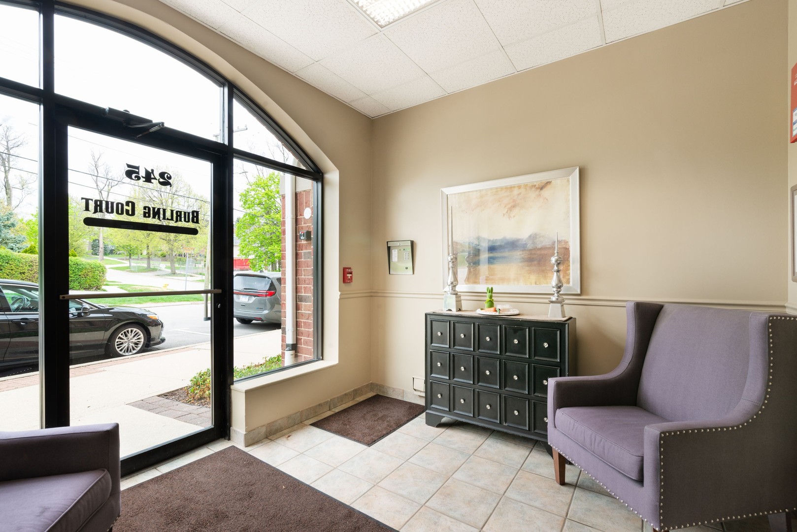 245 Burlington Avenue #311, Clarendon Hills, IL 60514