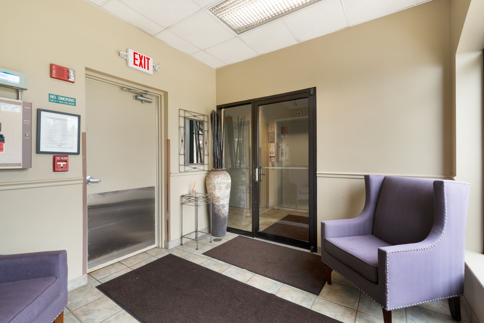 245 Burlington Avenue #311, Clarendon Hills, IL 60514