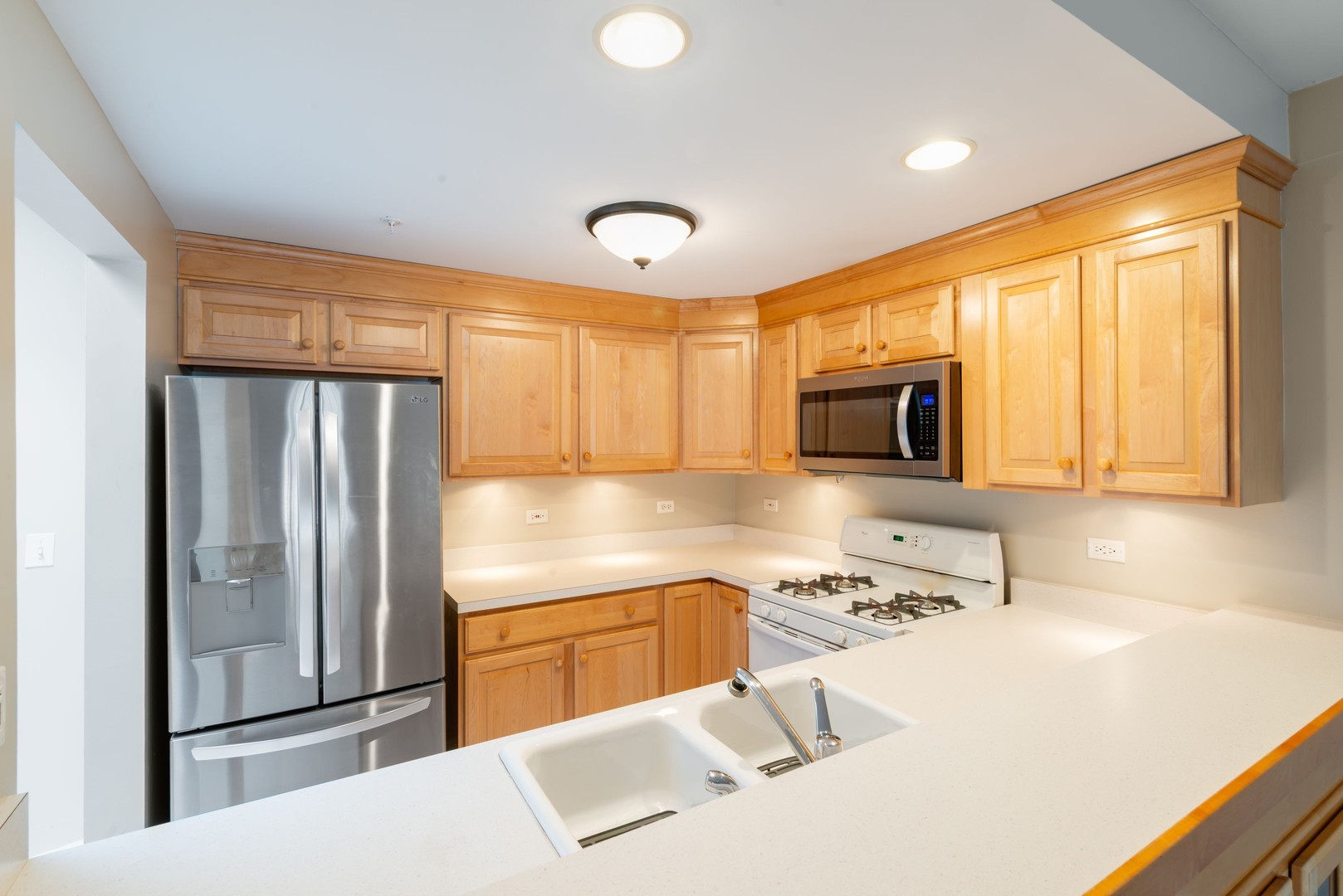 245 Burlington Avenue #311, Clarendon Hills, IL 60514