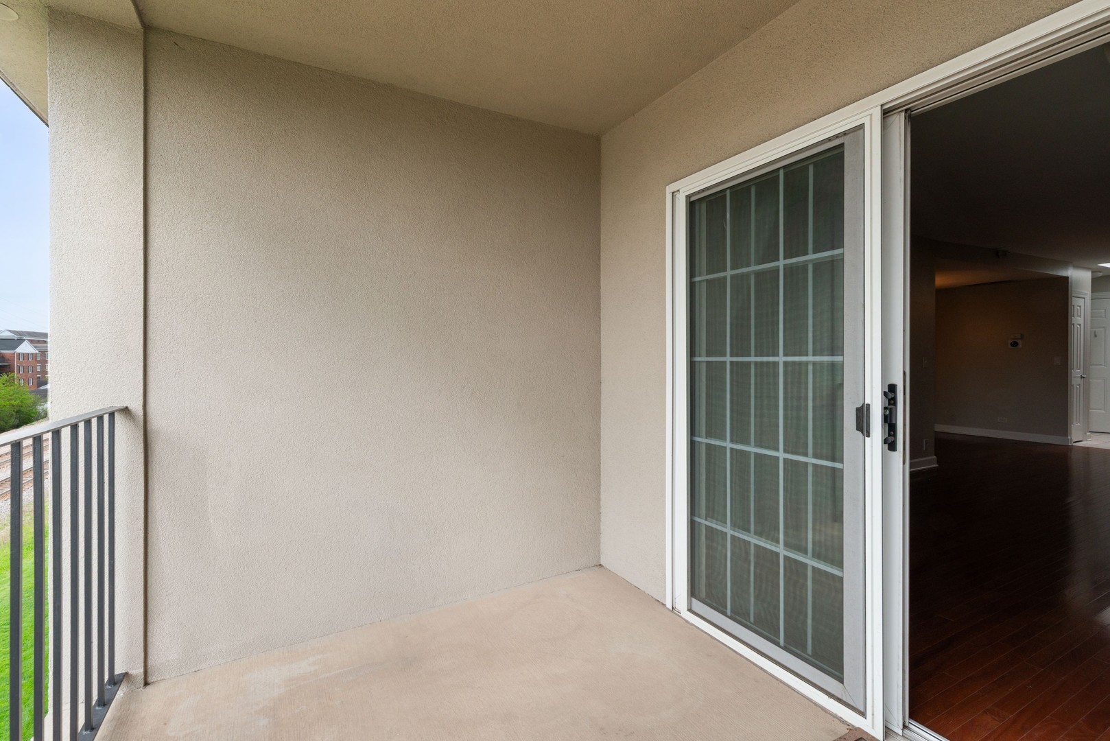 245 Burlington Avenue #311, Clarendon Hills, IL 60514