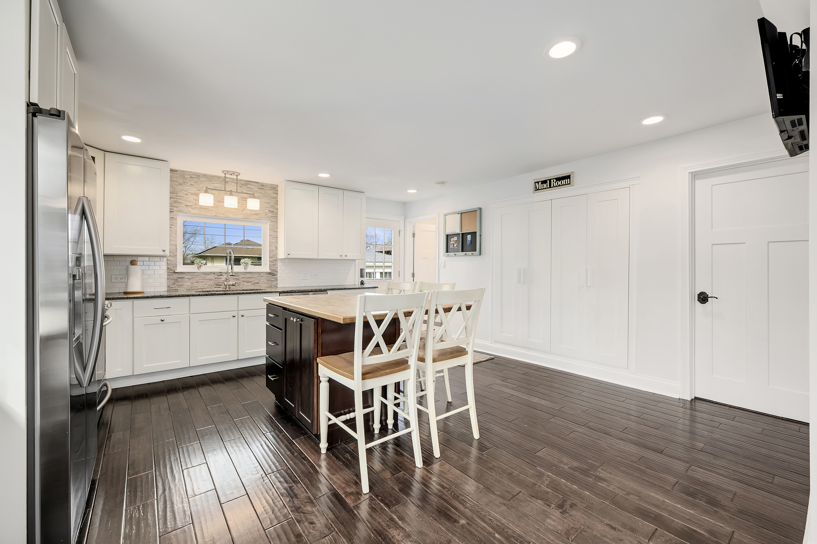 216 N Washington Street, Westmont, IL 60559