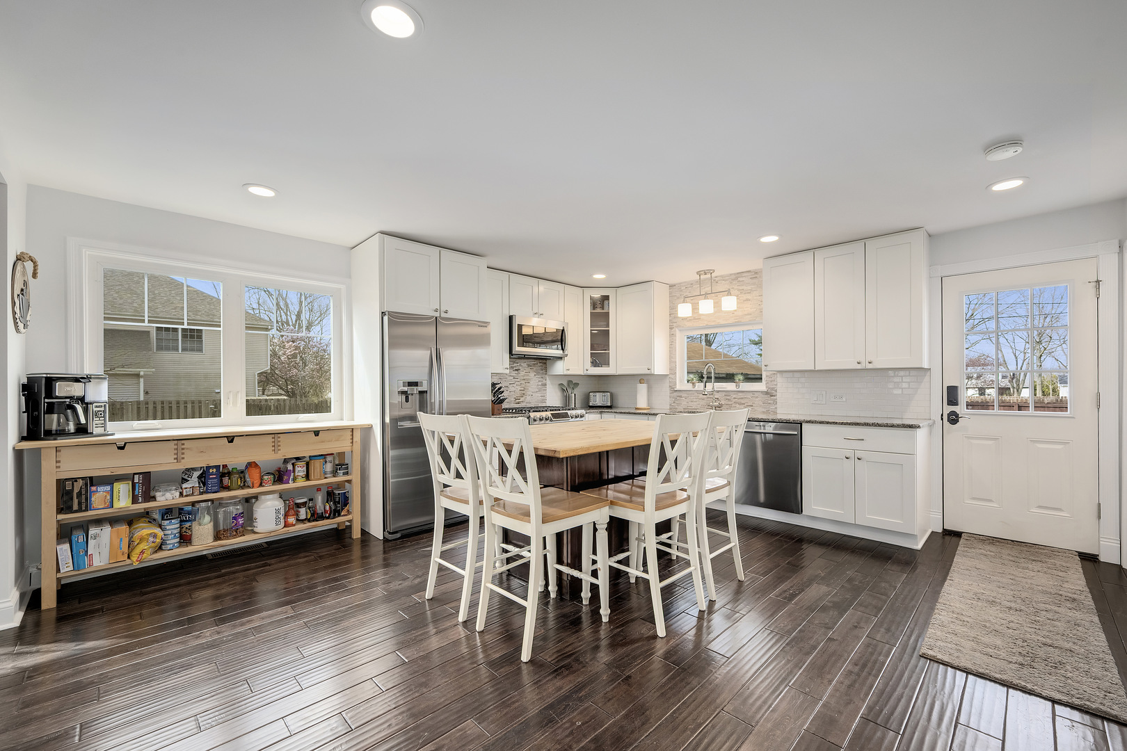 216 N Washington Street, Westmont, IL 60559