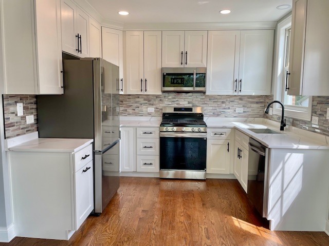 3335 Sunnyside Avenue, Brookfield, IL 60513