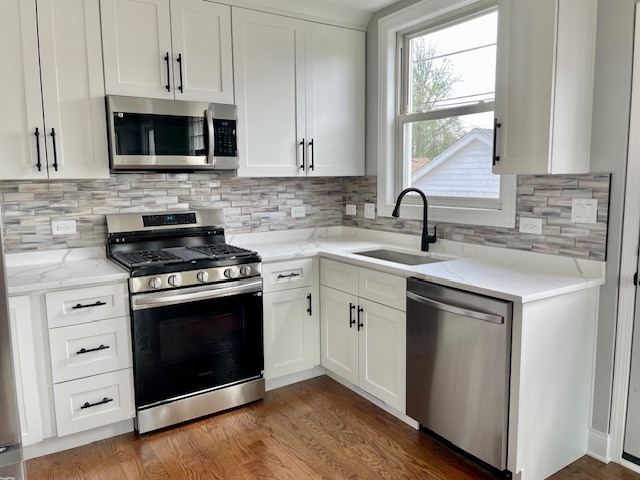 3335 Sunnyside Avenue, Brookfield, IL 60513