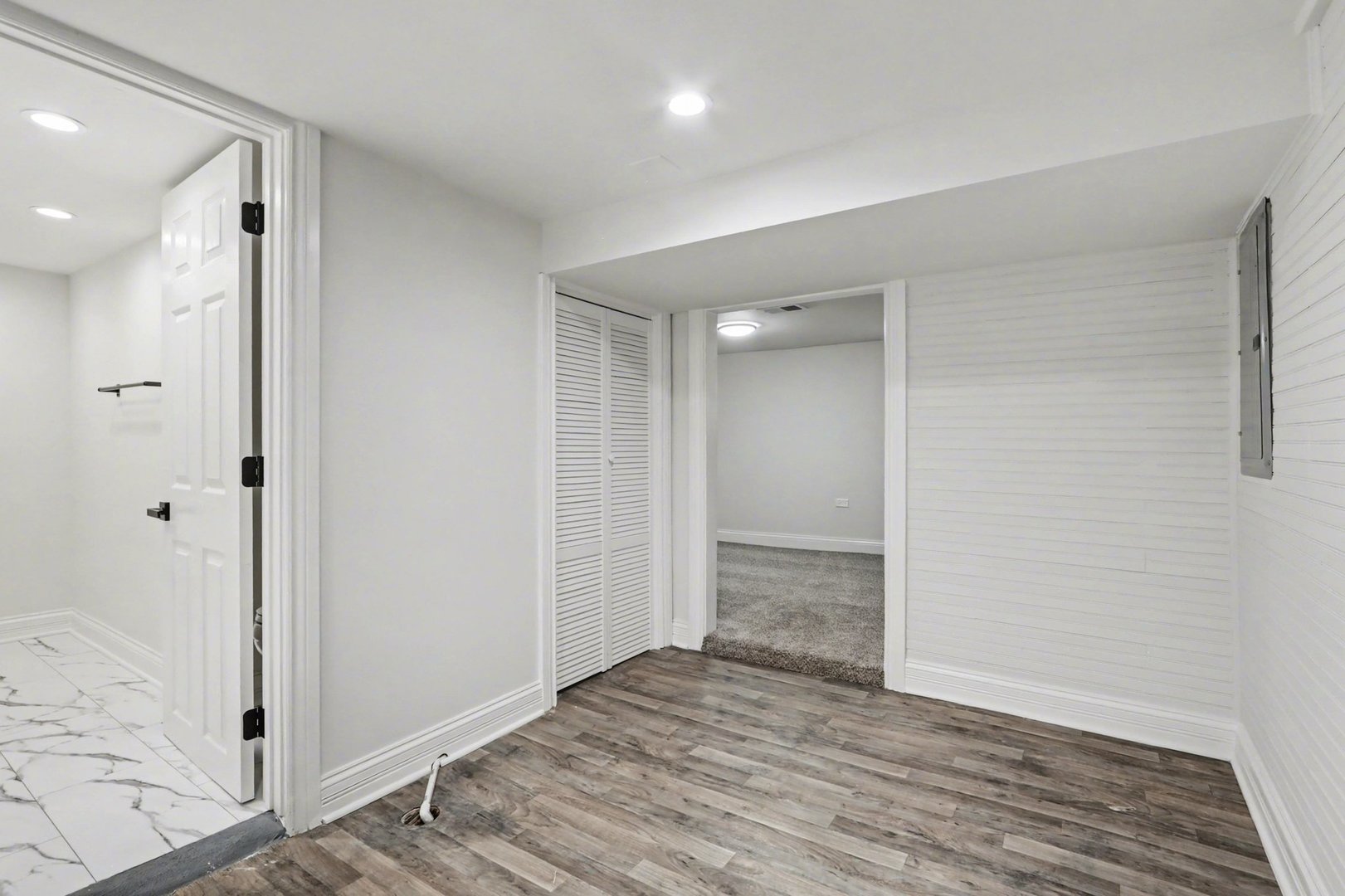 2638 N New England Avenue, Chicago, IL 60707