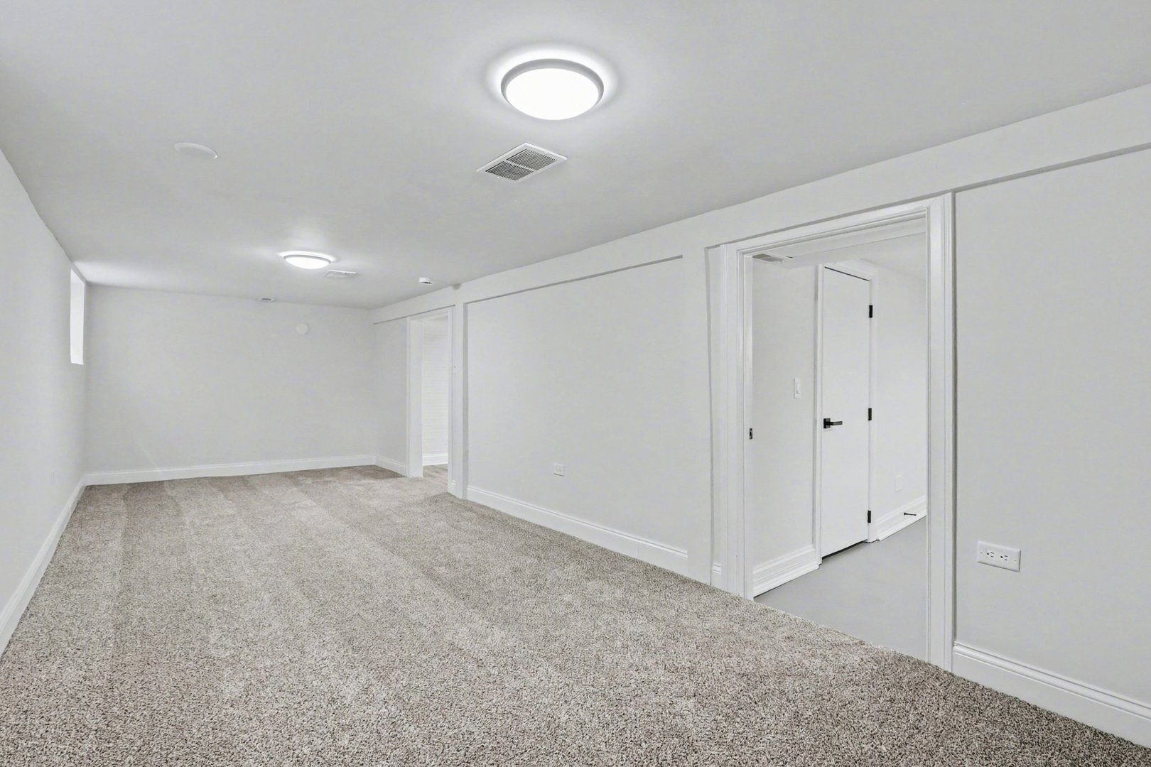 2638 N New England Avenue, Chicago, IL 60707