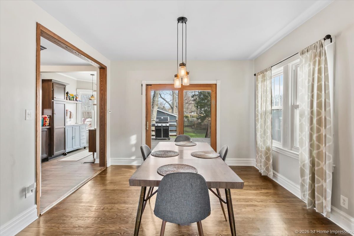 334 W School Street, Villa Park, IL 60181