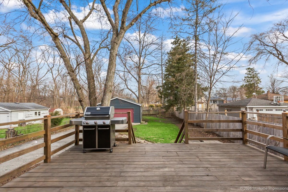 334 W School Street, Villa Park, IL 60181