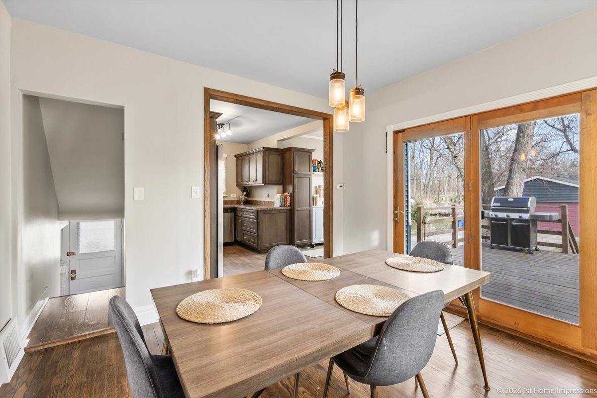 334 W School Street, Villa Park, IL 60181