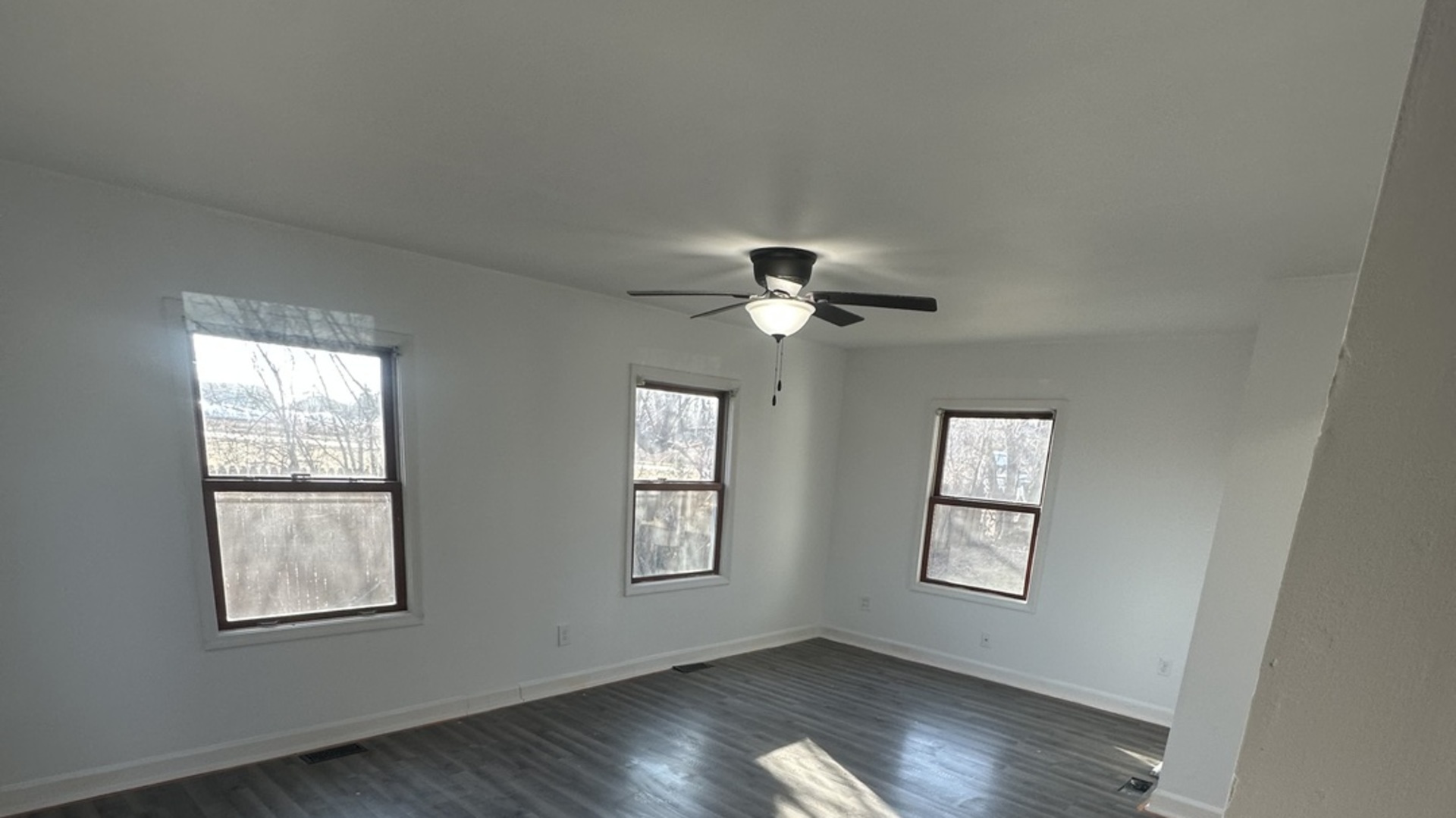 410 Ivanhoe Road, Grayslake, IL 60030