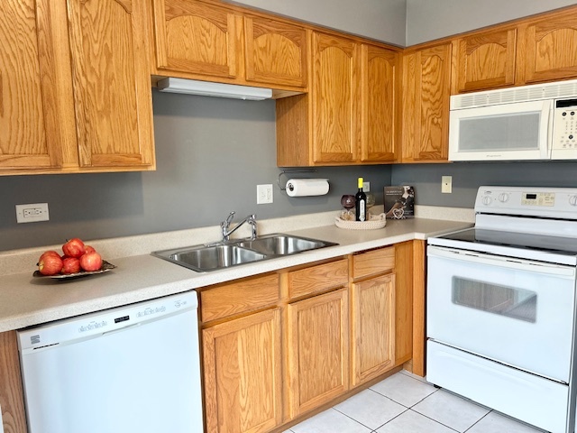 12817 CARRIAGE Lane #1, Crestwood, IL 60418