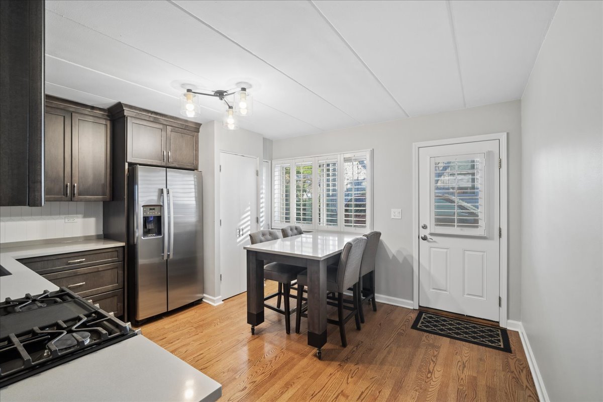 319 S Vine Avenue #A, Park Ridge, IL 60068