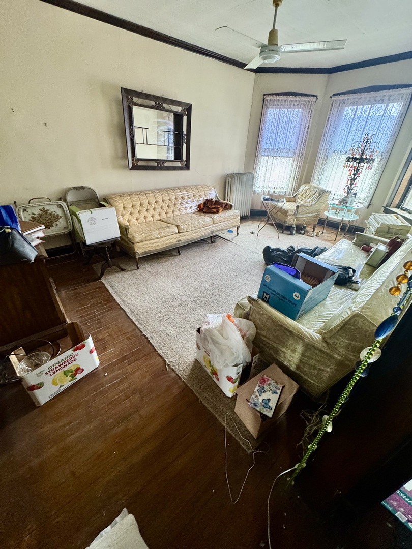 6634 S Greenwood Avenue #3A, Chicago, IL 60637