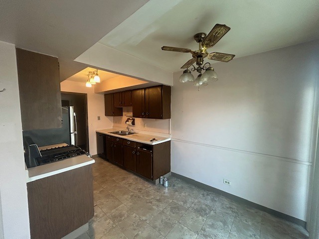 185 College Drive #B, Bloomingdale, IL 60108