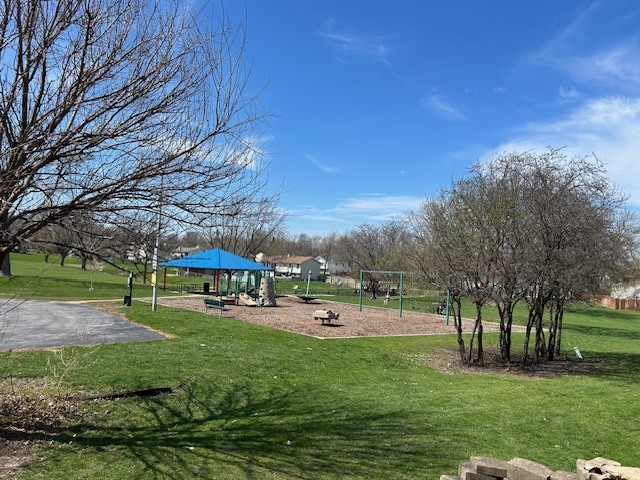 185 College Drive #B, Bloomingdale, IL 60108