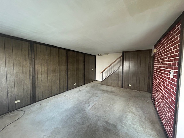 185 College Drive #B, Bloomingdale, IL 60108