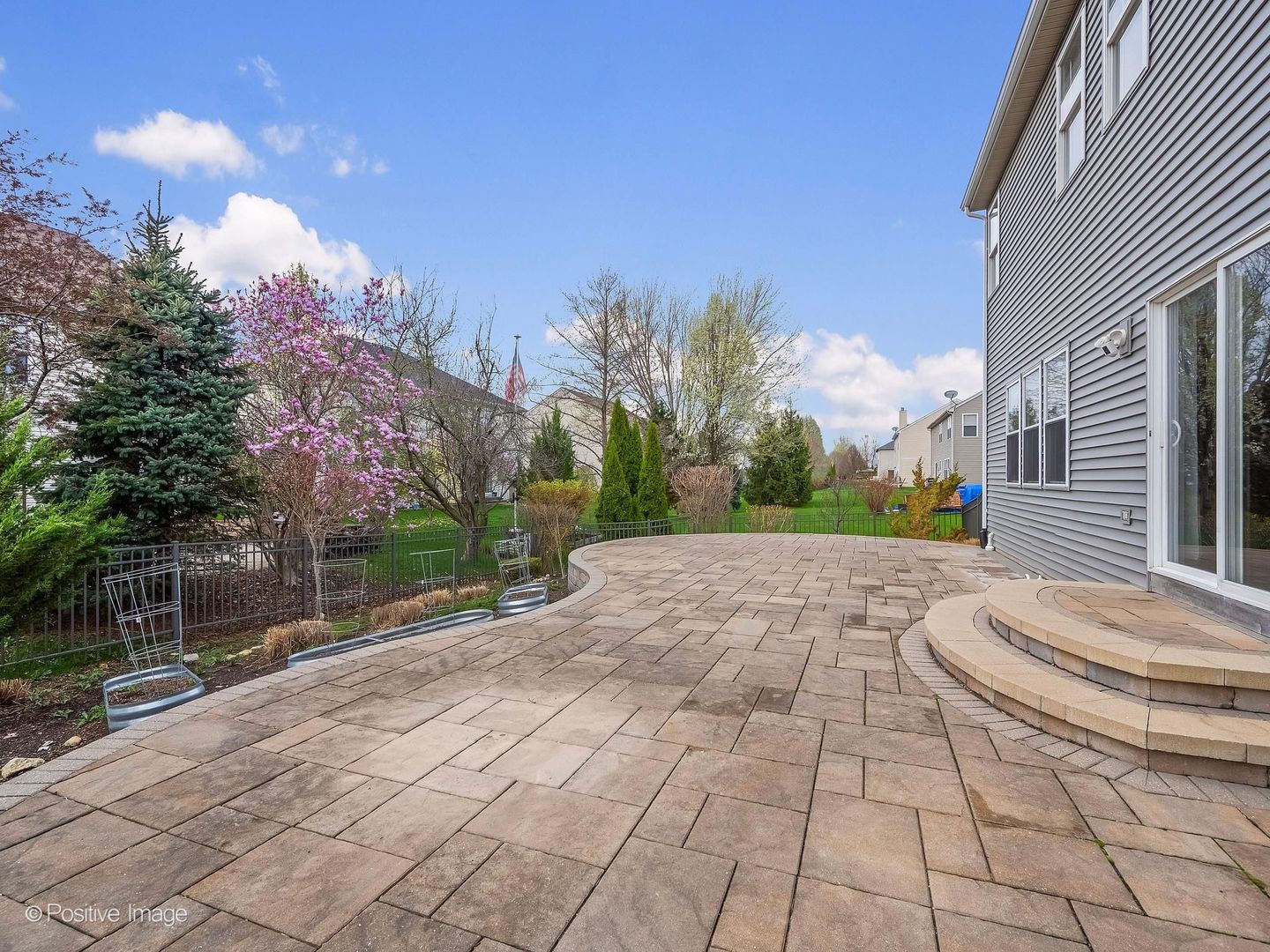 1234 Blackberry Creek Drive, Elburn, IL 60119