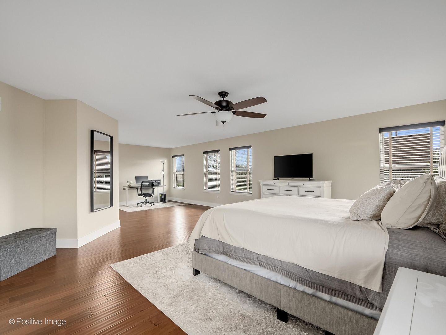 1234 Blackberry Creek Drive, Elburn, IL 60119