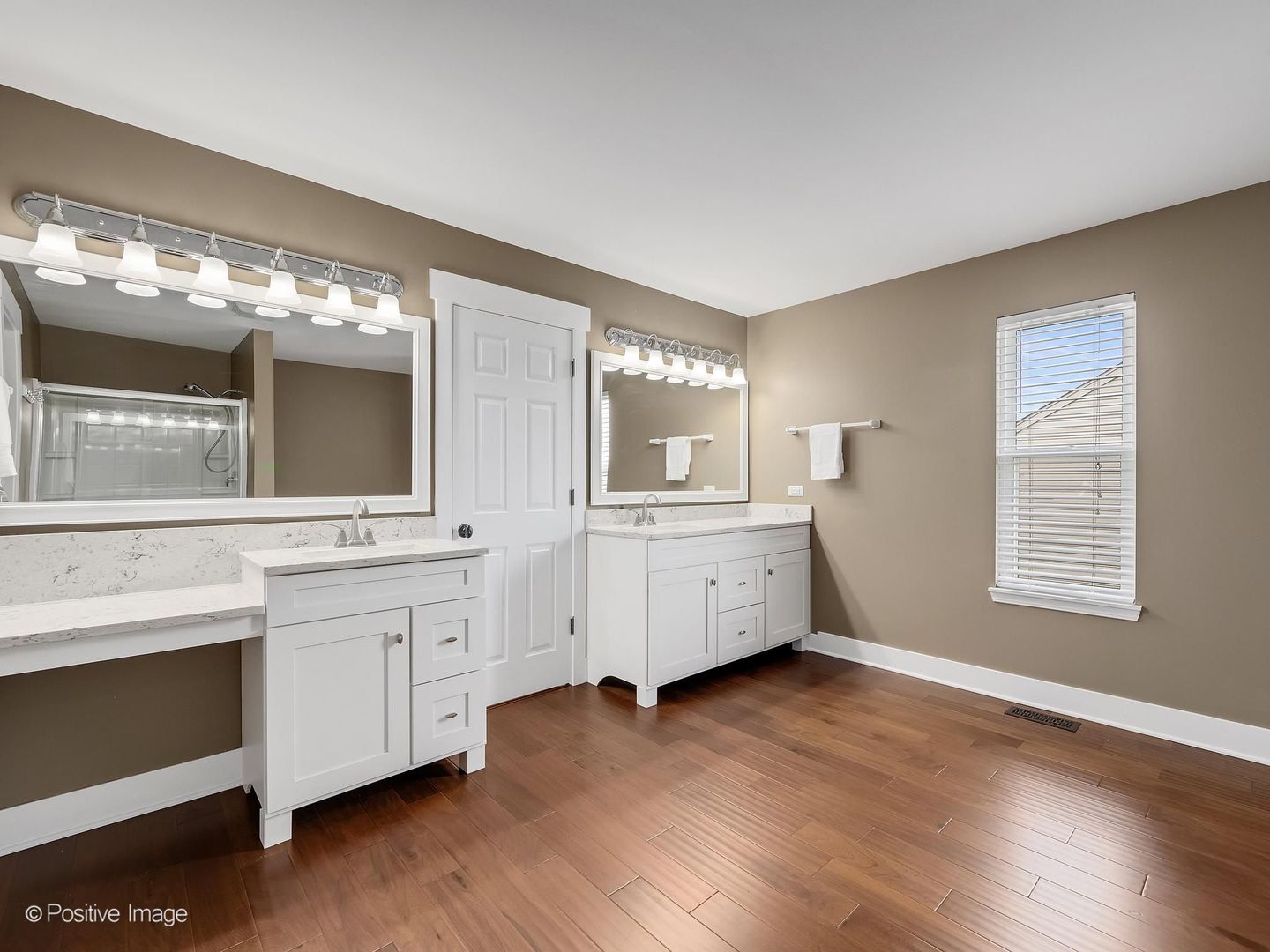 1234 Blackberry Creek Drive, Elburn, IL 60119