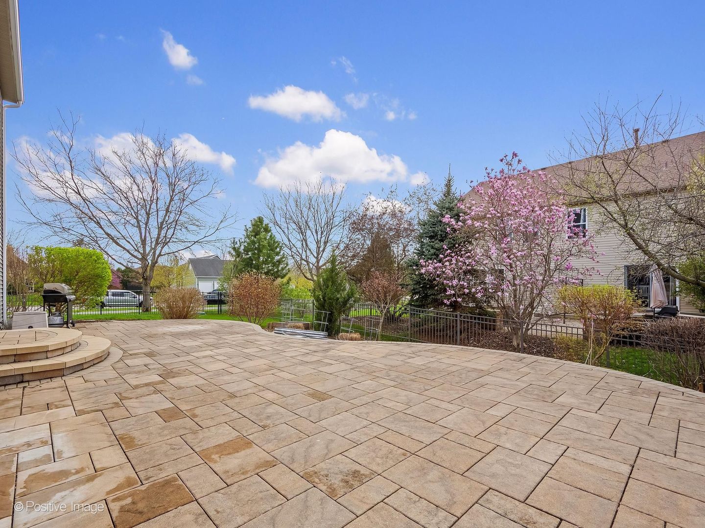 1234 Blackberry Creek Drive, Elburn, IL 60119