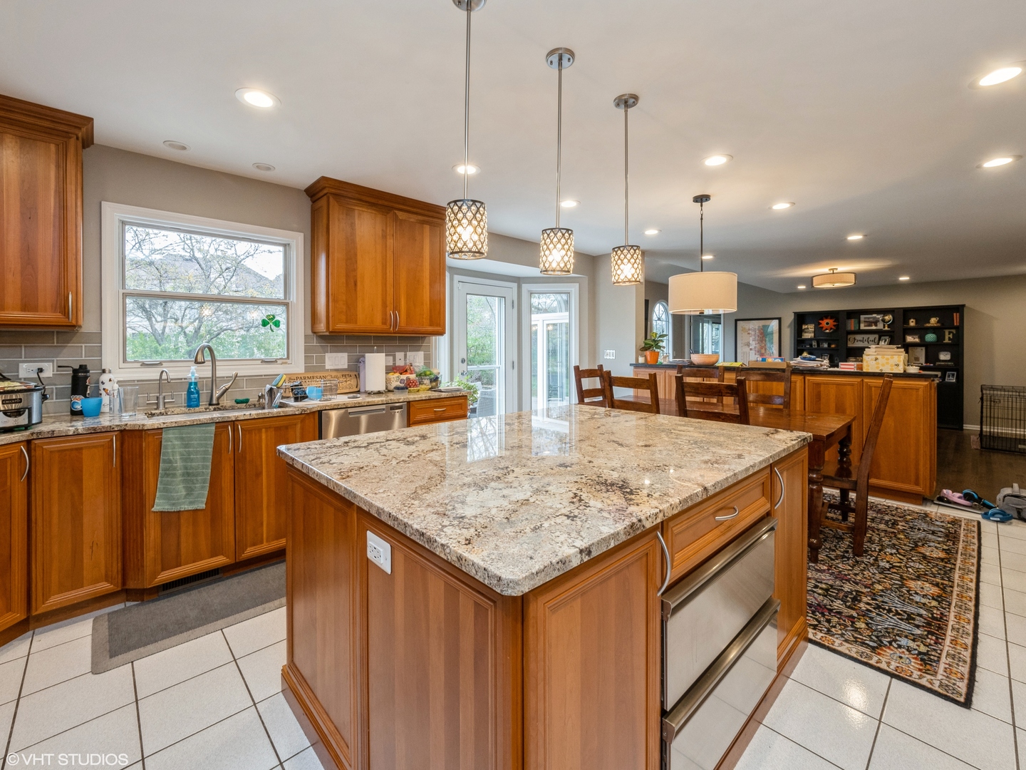 445 Blue Ash Drive, Buffalo Grove, IL 60089